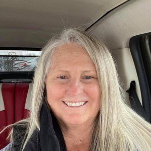 Meet your Posher, Lynn